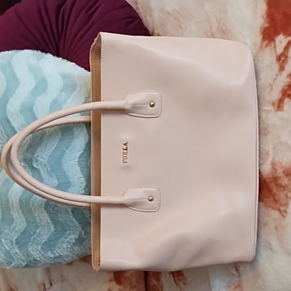 FURLA Pink 🩷 Leather Italian Made Tote